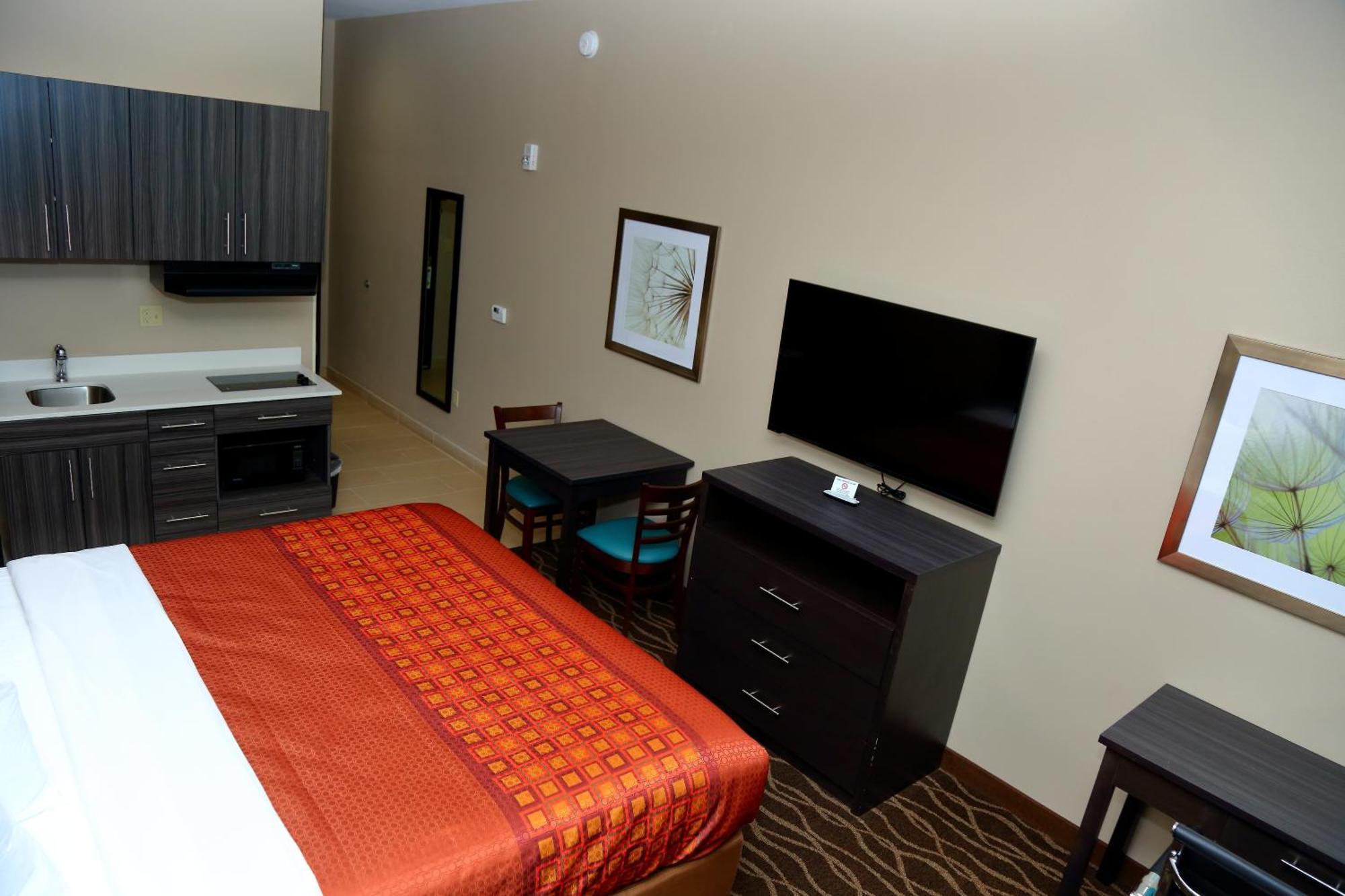 Americas Best Value Inn & Suites-Prairieville Exterior foto